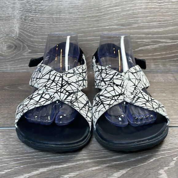 Merrell Around Town Sunvue Women’s Sz 9 Black White Texture Hook & Loop Sandals - Picture 2 of 11